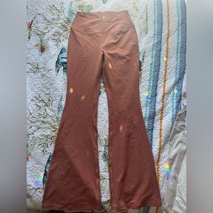 Women’s yogalicious flared cross over leggings